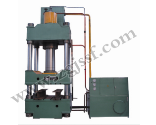 Four column hydraulic press